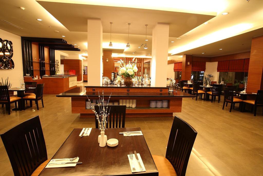 阿斯顿丹绒城大酒店 丹戎 外观 照片